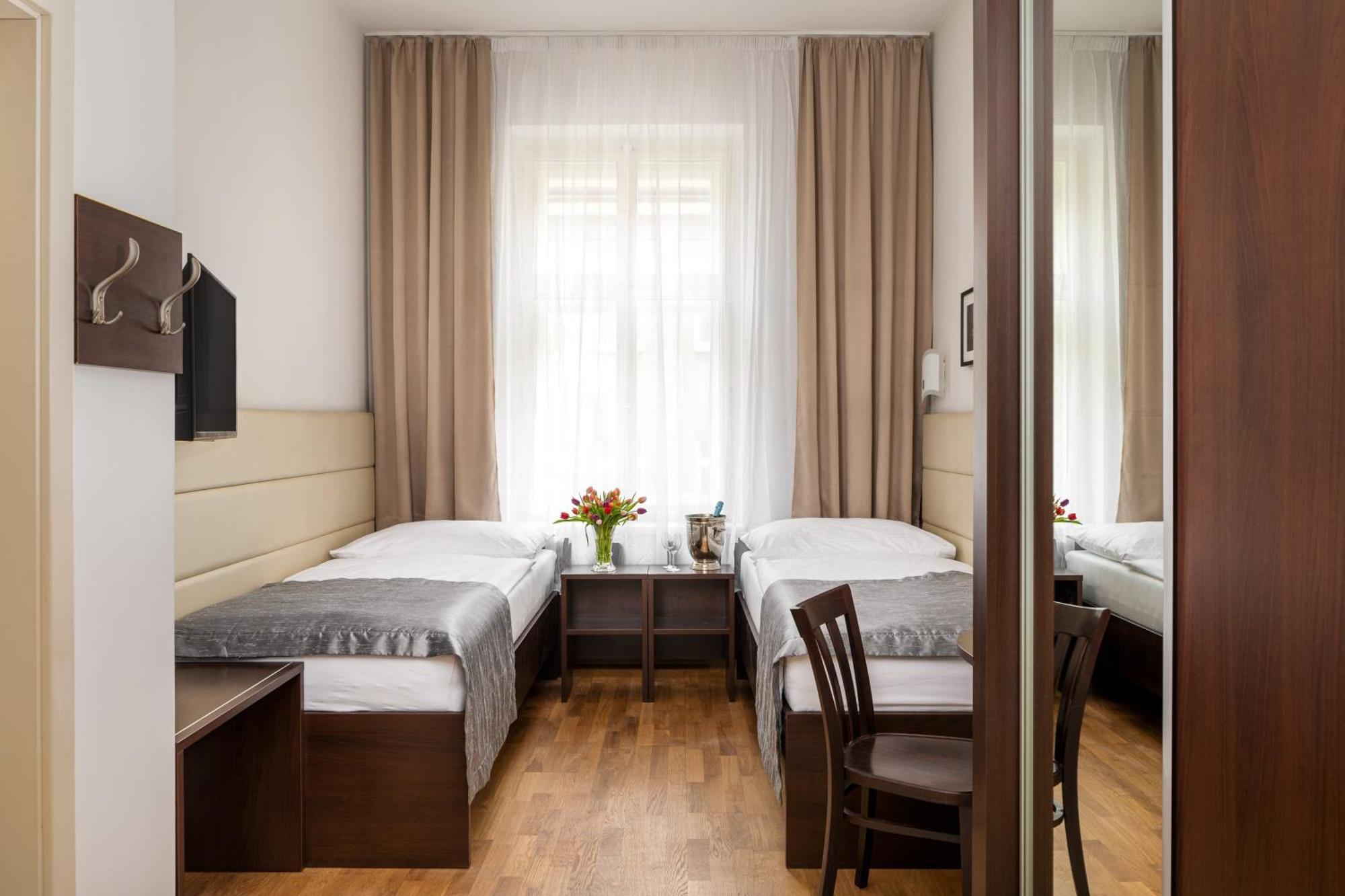 Hotel Unique Prague Exterior photo