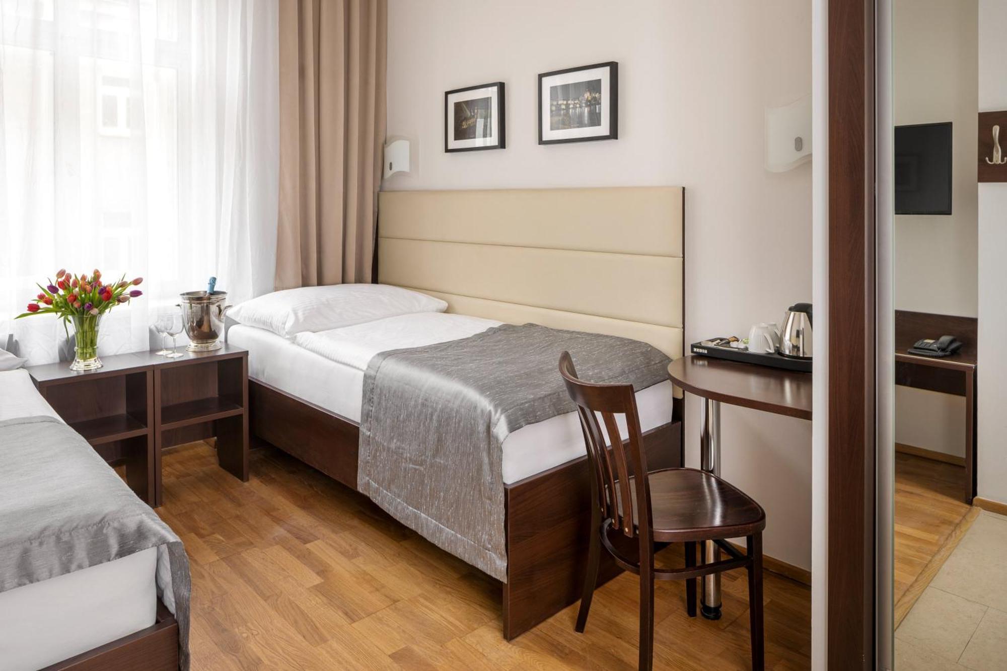 Hotel Unique Prague Exterior photo